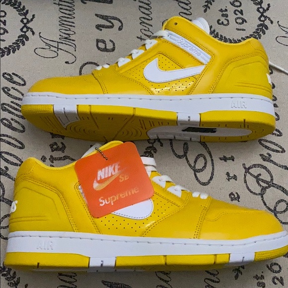 supreme x nike af2